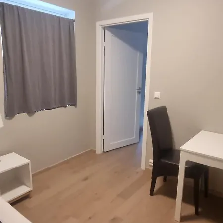 ホームステイ 8sq Mts Room01 Seaside Lervig-park スタヴァンゲル